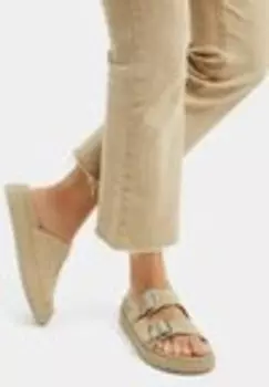 Вьетнамки Bershka, песочный