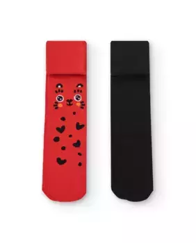 В наборе 2 колготки для девочки красного цвета с изображением кошек и однотонного черного цвета Tuc tuc