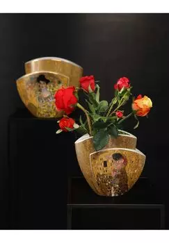 Ваза Густав Климт - Поцелуй / Адель Блох Бауэр Goebel