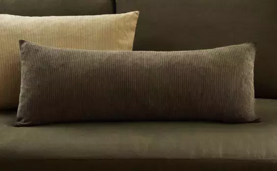 Вельветовый бархатный чехол на подушку Zara Home, хаки