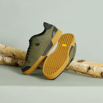 Велообувь AM Giro Tracer с плоскими педалями