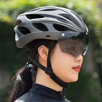 Велосипедный шлем Kuang-Chi с очками Цельный велосипедный шлем для мужчин и женщин Защитная шапка для горного велосипеда Дышащий титановый цвет - поставляется с 2 парами серых линз + прозрачным + козырь