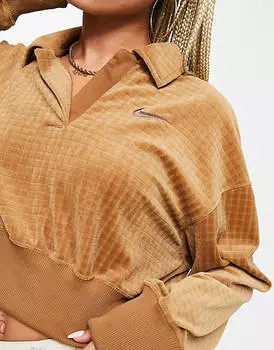 Велюровая футболка-поло Nike коричневого цвета