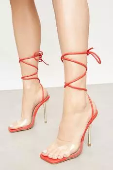 Вера: Шакира на шнуровке на каблуках Dorothy Perkins, красный