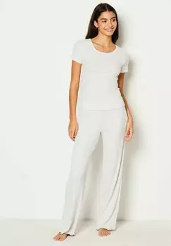 Верх пижамы COLYN Etam, светло-серый