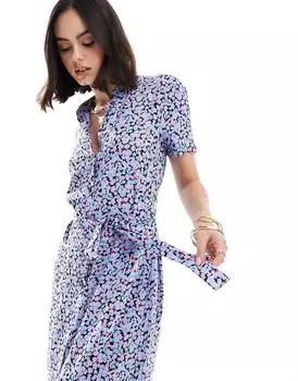 Vero Moda — длинное синее платье-рубашка с цветочным принтом и пуговицами