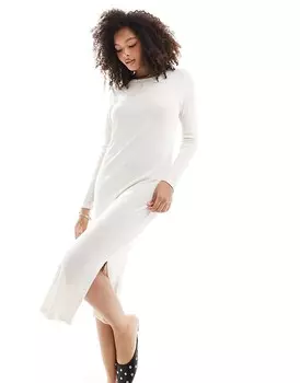 Vero Moda– Длинное вишневое платье миди кремового цвета в рубчик