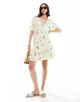 Vero Moda – Jasno 3 мини-платье с запахом в цветочный узор 3r