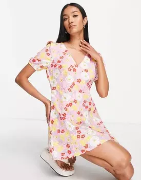 Vero Moda – Мини-платье с вырезом сзади, завязкой на спине и цветочным узором в стиле ретро