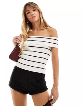 Vero Moda – вязаный топ с открытыми плечами чёрно-белого цвета