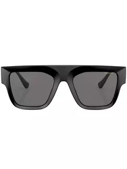 Versace Eyewear солнцезащитные очки в квадратной оправе с тисненым логотипом, черный