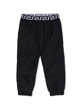 Versace Kids зауженные брюки с поясом Greca, синий
