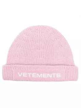 VETEMENTS шапка бини с вышитым логотипом, розовый