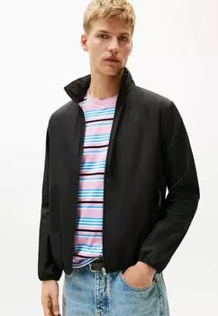 Ветровка WATER RESISTANT LOGO WINDBREAKER Tommy Jeans, черный