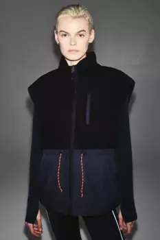 Ветрозащитный спортивный жилет H&M, черный