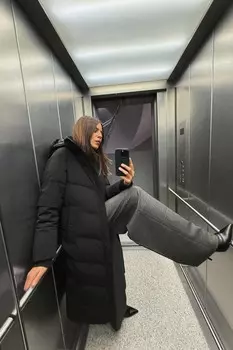 Водонепроницаемая и ветрозащитная куртка с капюшоном ZARA, черный