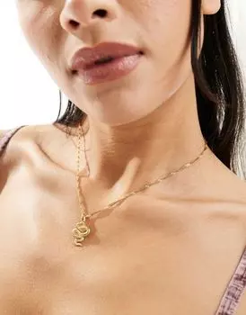 Водонепроницаемое колье ASOS DESIGN из нержавеющей стали золотистого цвета со змеиным узором