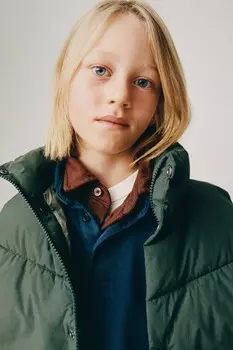 Водоотталкивающий пуховик жилет ZARA, цвет bottle green