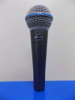 Вокальный микрофон Shure BETA 58A Handheld Supercardioid Dynamic Microphone