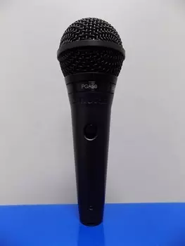 Вокальный микрофон Shure PGA52-XLR with Cable