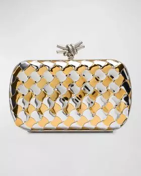Волнистый клатч металлик с узлом Bottega Veneta, цвет Silver-Gold