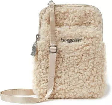 Возьмите два RFID-кроссбоди Bryant Baggallini, цвет Light Beige Faux Shearling