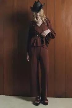 Вязаная блузка с оборками ZARA, бордовый