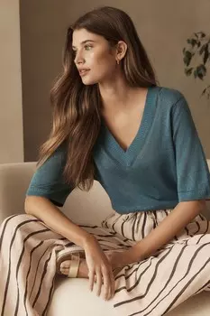 Вязаная футболка из 100% льна с V-образным вырезом Next, синий