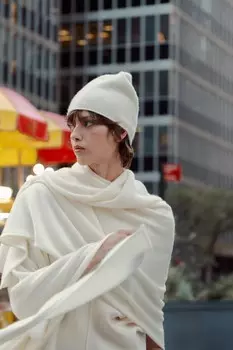 Вязаная шапка из 100% кашемира ZARA, экрю