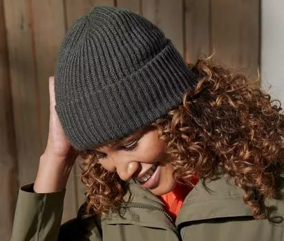 Вязаная шапка Tchibo, серо-зеленый