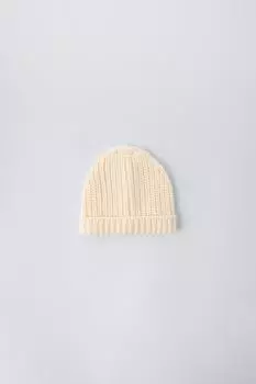 Вязаная шапка ZARA, экрю