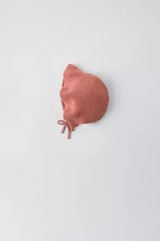 Вязаная шапка ZARA, цвет salmon