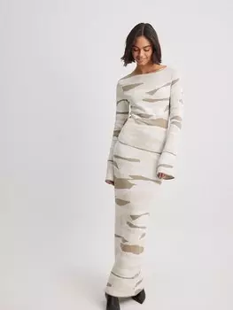 Вязанное платье NA-KD, бежевый