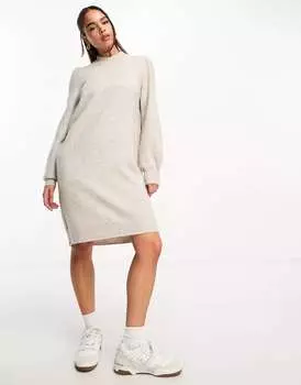 Вязаное мини-платье-джемпер с объемными рукавами JDY