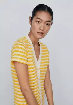 Вязаное платье Mango