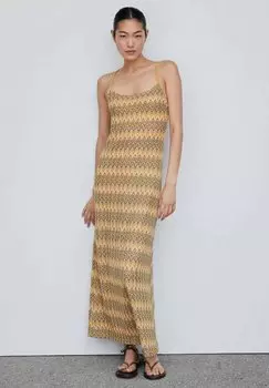 Вязаное платье Mango, желтый