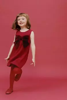 Вязаное платье с галстуком ZARA, цвет dark red