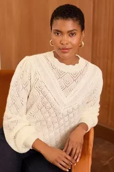 Вязаный джемпер с ажурными воланами на рукавах Love & Roses, белый