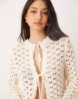 Вязаный кардиган ASOS DESIGN с завязкой спереди и расклешенными рукавами цвета экрю