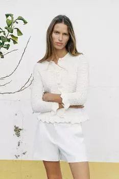 Вязаный кардиган с оборками ZARA, экрю