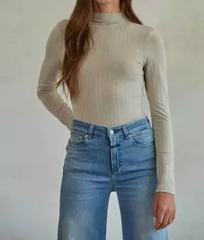 Вязаный ребристый топ с воротником-стойкой, цвет Stone By Together