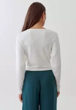 Вязаный свитер Fiona TUSSAH, белый