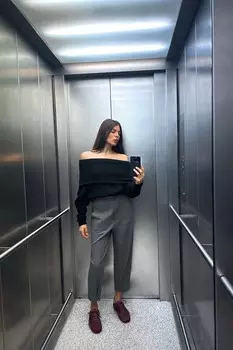 Вязаный свитер из альпаки с открытыми плечами ZARA, черный