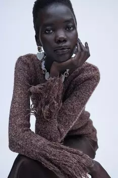 Вязаный свитер с бахромой ZARA, коричневый