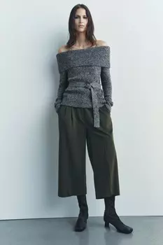 Вязаный свитер с открытыми плечами и поясом ZARA, черный/белый