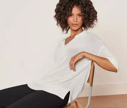 Вязаный свитер с воротником-поло Tchibo, кремового цвета