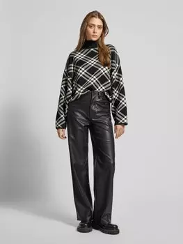 Вязаный свитер с воротником-стойкой модель «Кори» EDITED, черный