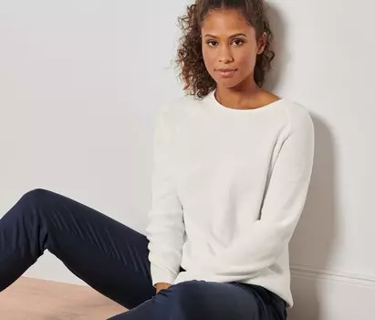 Вязаный свитер Tchibo, кремово-белый