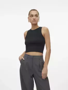 Вязаный свитер Vero Moda "VMGINNY SL O-NECK CROP TOP NOOS", черный