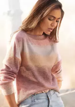 Вязаный свитер Vivance выполнен из градиентной пряжи, коралловый